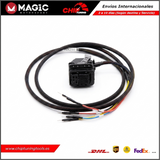 Detalle técnico del conector dedicado para centralitas Continental Simos PCR2.1 del grupo VAG.