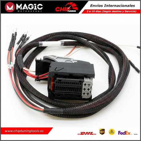 Detalle técnico de los conectores específicos del kit FLK11E para centralitas automotrices de gasolina y diésel.